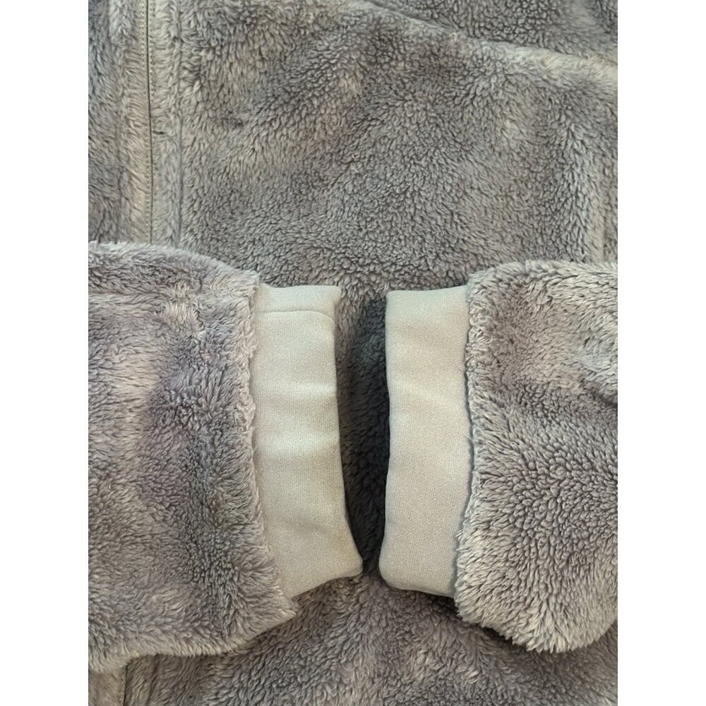 The North Face Women’s Size L Gray Soft Fleece Zip Up Jacket - Picture 15 of 16